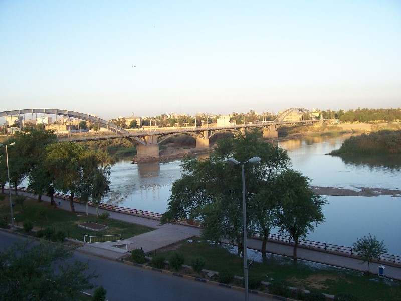 ../Images/100_1097 Ahvaz - Ausblick vom Hotel.jpg