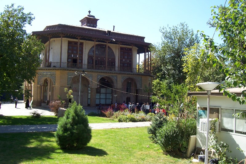 ../Images/100_2506 Qazvin Chehel Sotun Palast .jpg